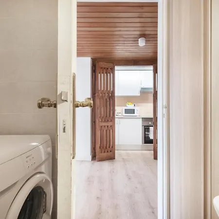 Comfy By Olala Homes *